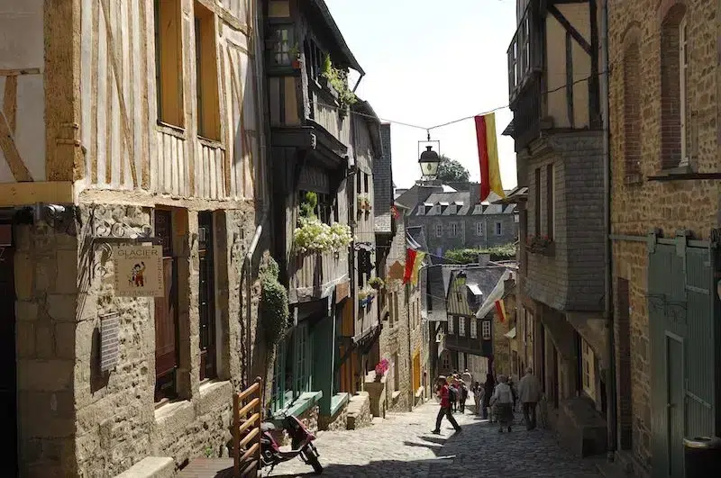 dinan2